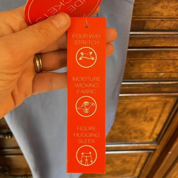 Nwt Adrienne Vittadini light purple woman’s workout leggings - Picture 5 of 13